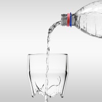 Blijf voldoende drinken Te veel water is ook niet goed